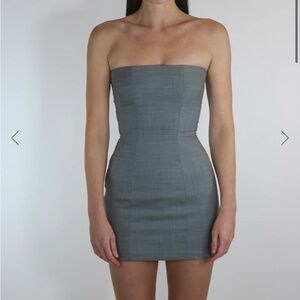 Proof Merino Wool Mini, Grey colour
32” top
26” waist
40” bottom
23.5” length